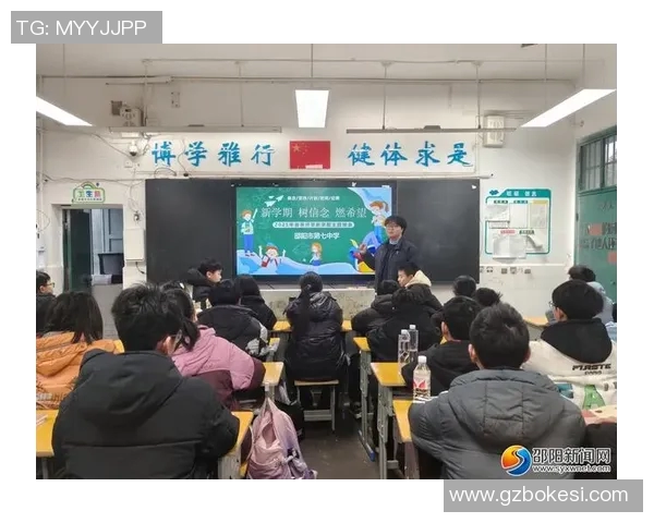 杨娜专访：探寻足球领域成功的秘诀与背后故事